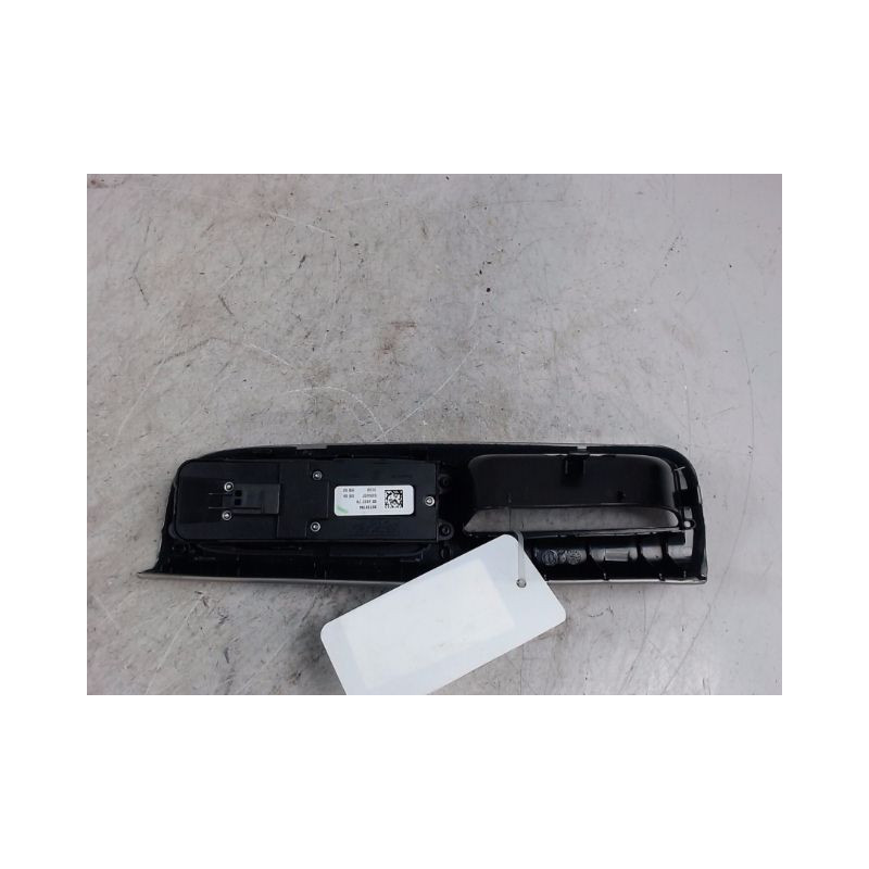COMMANDE LEVE-GLACE PORTE AVG VOLVO C30