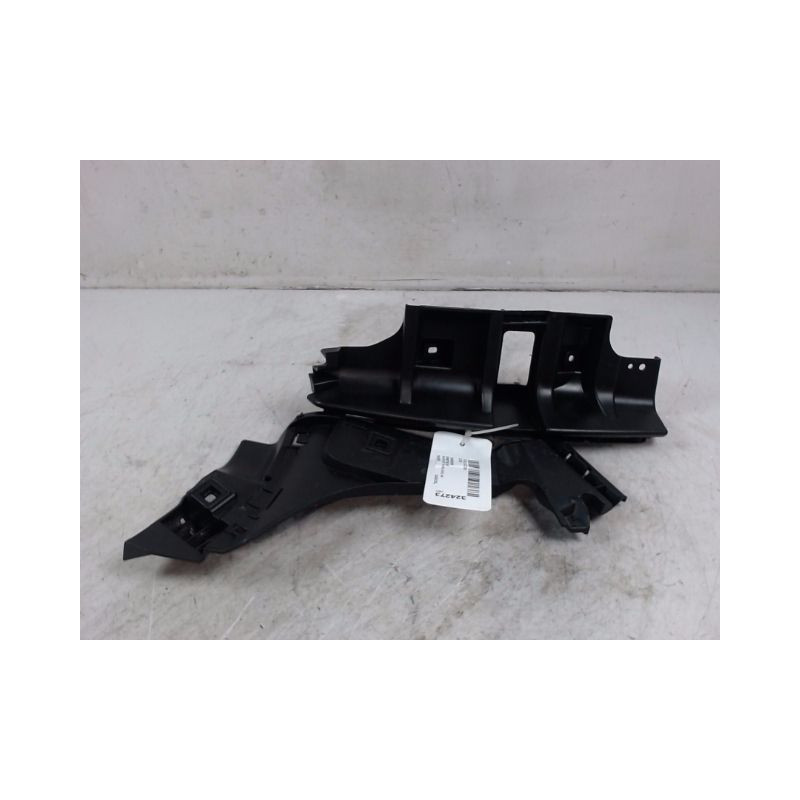 SUPPORT DROIT PARE-CHOC ARRIERE  VOLVO C30