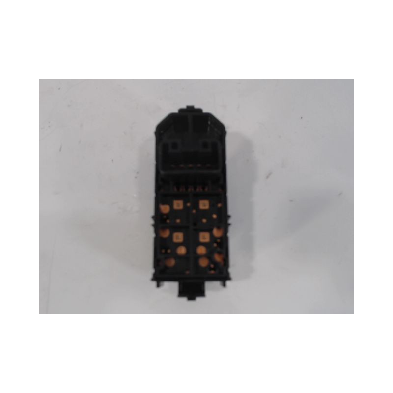 COMMANDE LEVE-GLACE PORTE AVD DAIHATSU SIRION 2000-