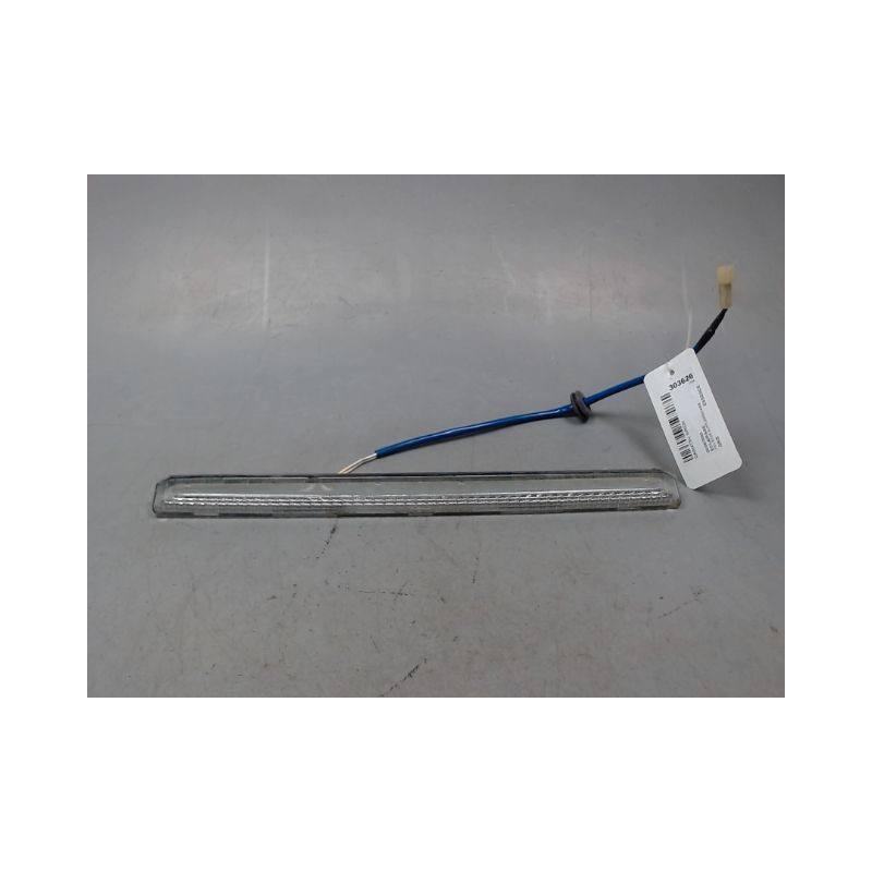 FEUX STOP SUPPLEMENTAIRE DAIHATSU SIRION