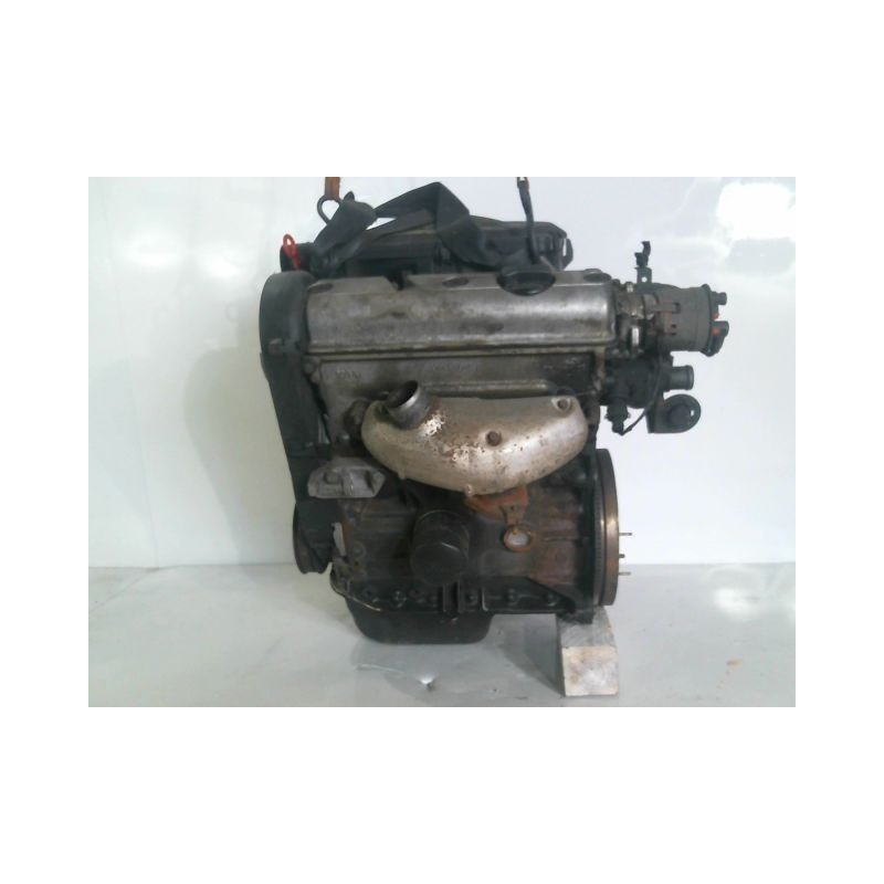 MOTEUR ESSENCE VOLKSWAGEN POLO 94-99 55 1.3