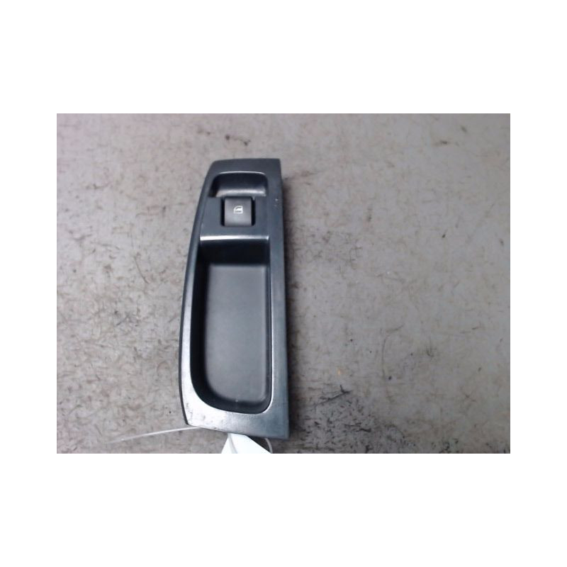 COMMANDE LEVE-GLACE PORTE AVD VOLKSWAGEN FOX