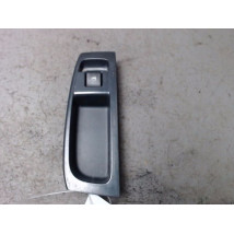 COMMANDE LEVE-GLACE PORTE AVD VOLKSWAGEN FOX