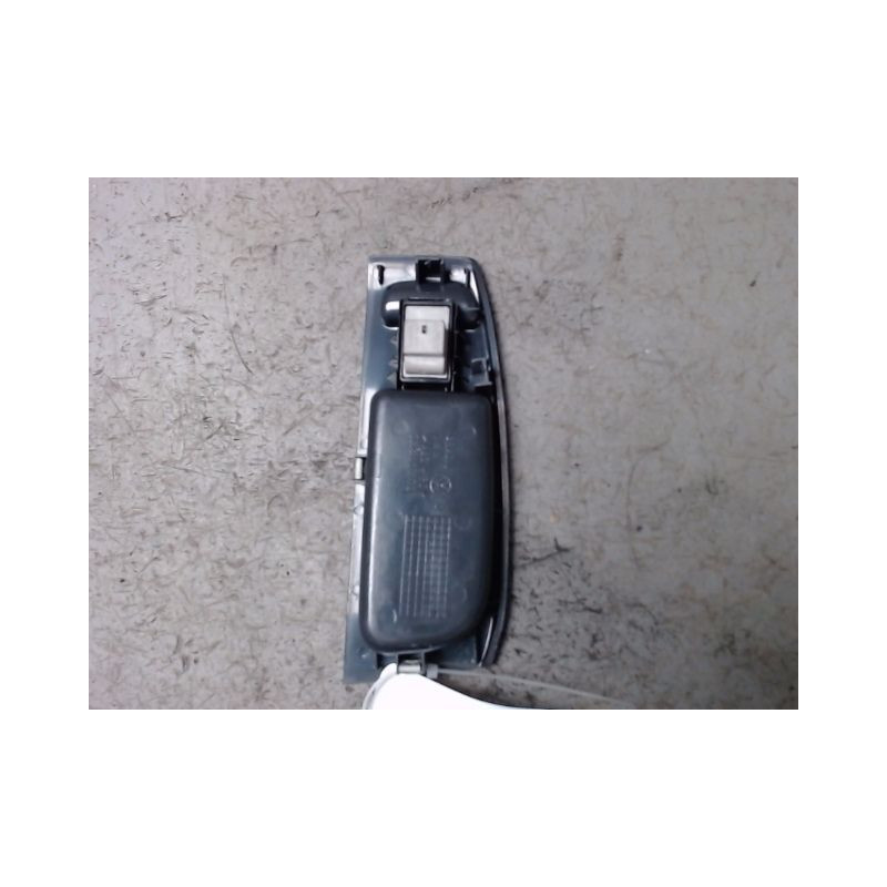 COMMANDE LEVE-GLACE PORTE AVD VOLKSWAGEN FOX