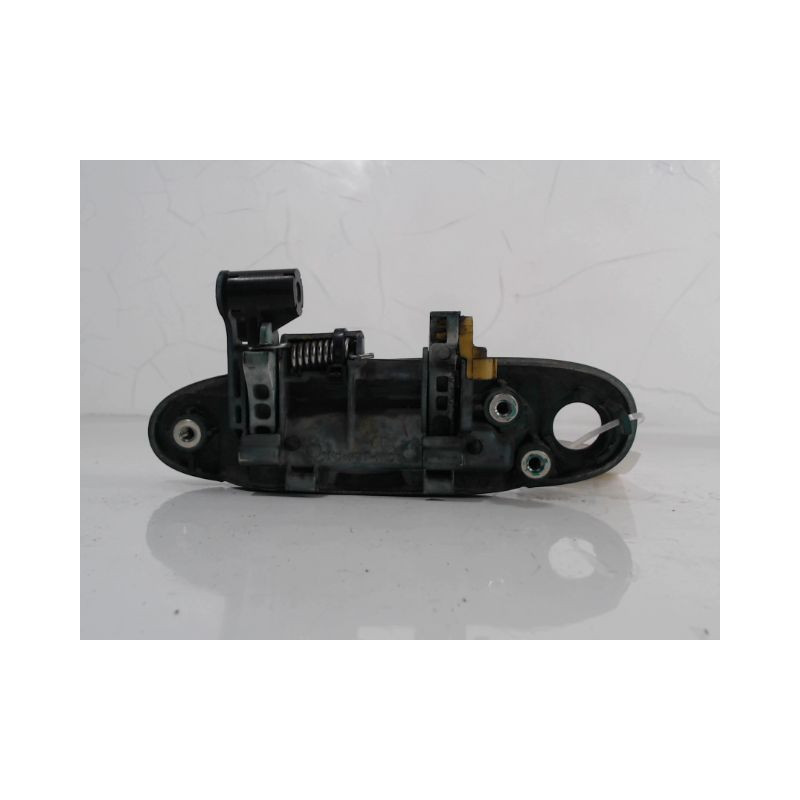 POIGNEE EXTERIEURE PORTE AVANT DROIT TOYOTA YARIS -2003