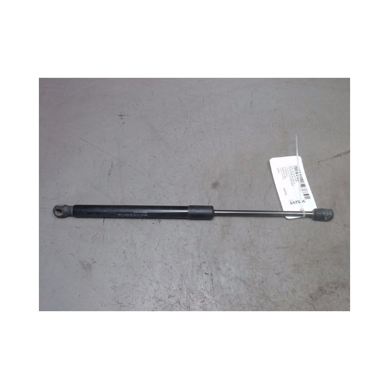 VERIN DROIT HAYON DACIA DUSTER 2010-
