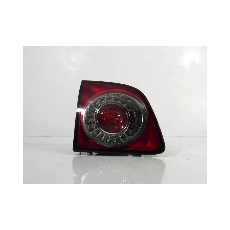 FEU ARRIERE INTERIEUR DROIT VOLKSWAGEN GOLF VI 2008-