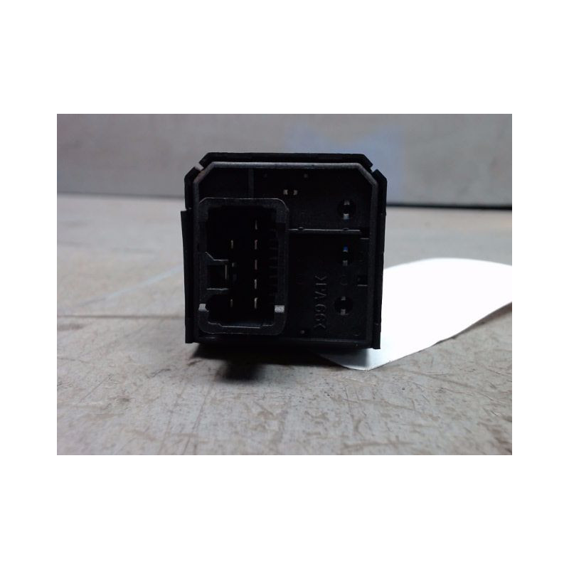 COMMANDE RETROVISSEUR EXTERIEUR ELECTRIQUE HYUNDAI GETZ 02-05