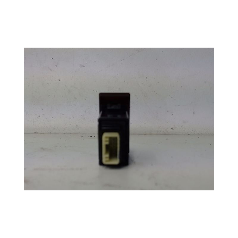 BOUTON DE WARNING KIA PICANTO
