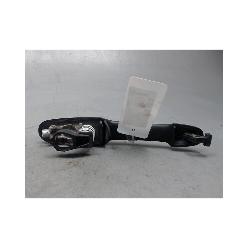 POIGNEE EXTERIEURE PORTE AVANT DROIT MERCEDES VITO FOURGON