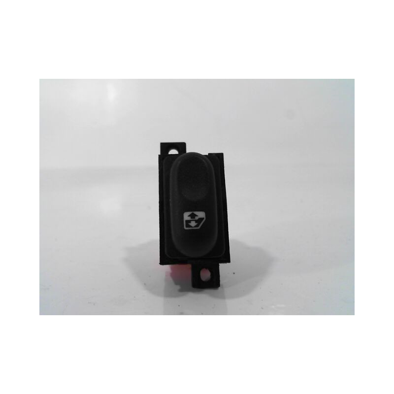COMMANDE LEVE-GLACE PORTE ARD RENAULT LAGUNA NEVADA -98