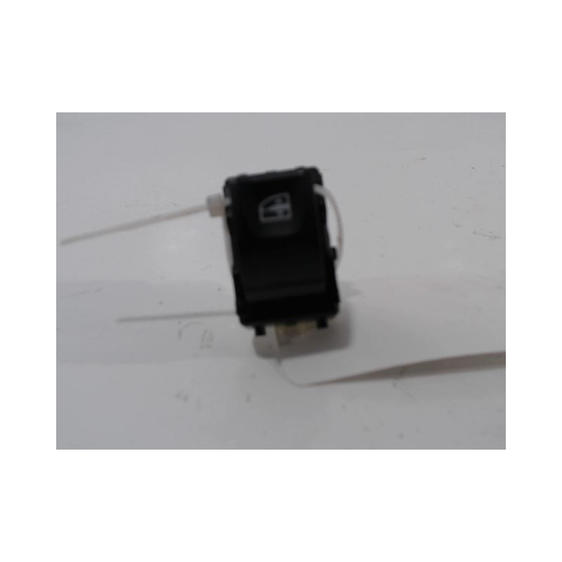 COMMANDE LEVE-GLACE PORTE AVD RENAULT CLIO IV 2012-
