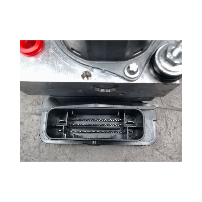 UNITE HYDRAULIQUE ABS TOYOTA AYGO 5P