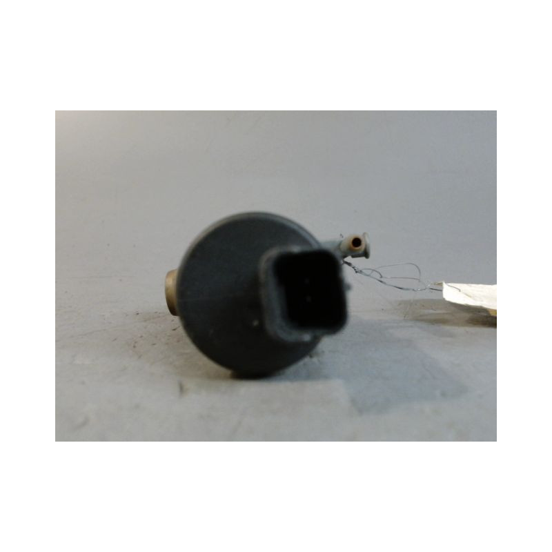 POMPE LAVE-GLACE AVANT DACIA LOGAN 08-