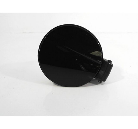 VOLET DE TRAPPE CARBURANT
