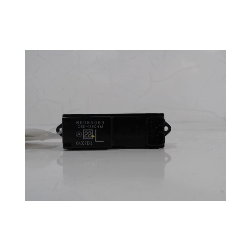 COMMANDE LEVE-GLACE PORTE ARG MITSUBISHI OUTLANDER