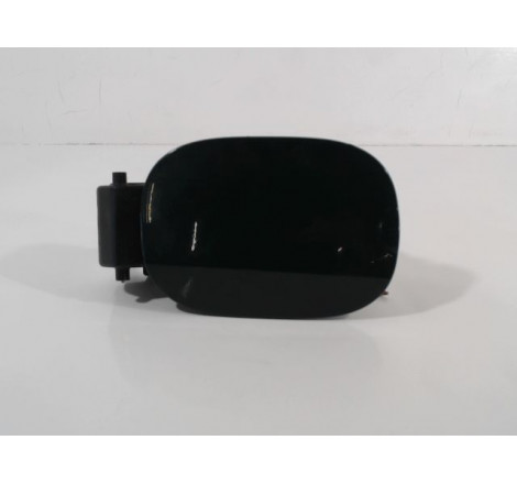 VOLET DE TRAPPE CARBURANT