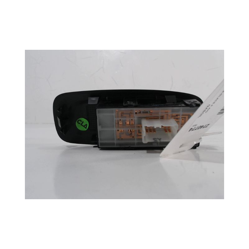 COMMANDE LEVE-GLACE PORTE AVD RENAULT KADJAR