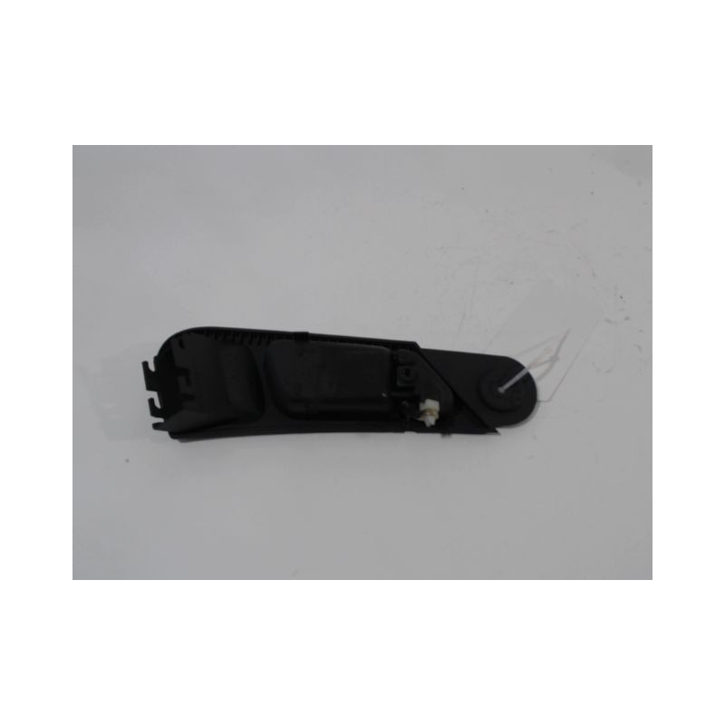 POIGNEE INTERIEURE PORTE ARRIERE GAUCHE MERCEDES CLASSE C 2000-