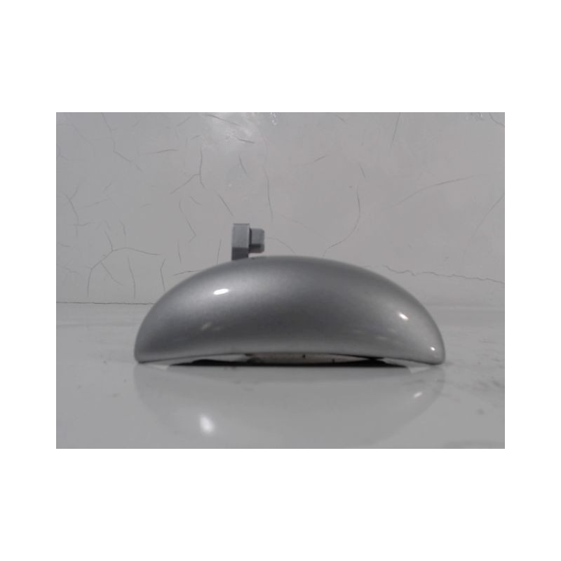 POIGNEE EXTERIEURE PORTE ARRIERE DROIT PEUGEOT 107 5P