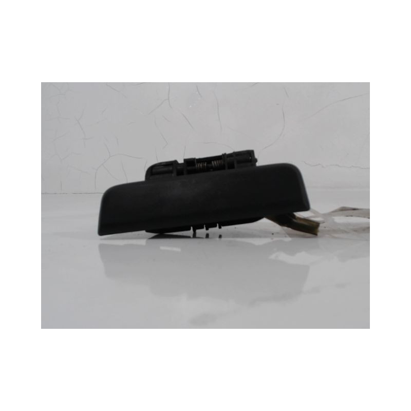 POIGNEE EXTERIEURE PORTE ARRIERE GAUCHE PEUGEOT 106 92-96