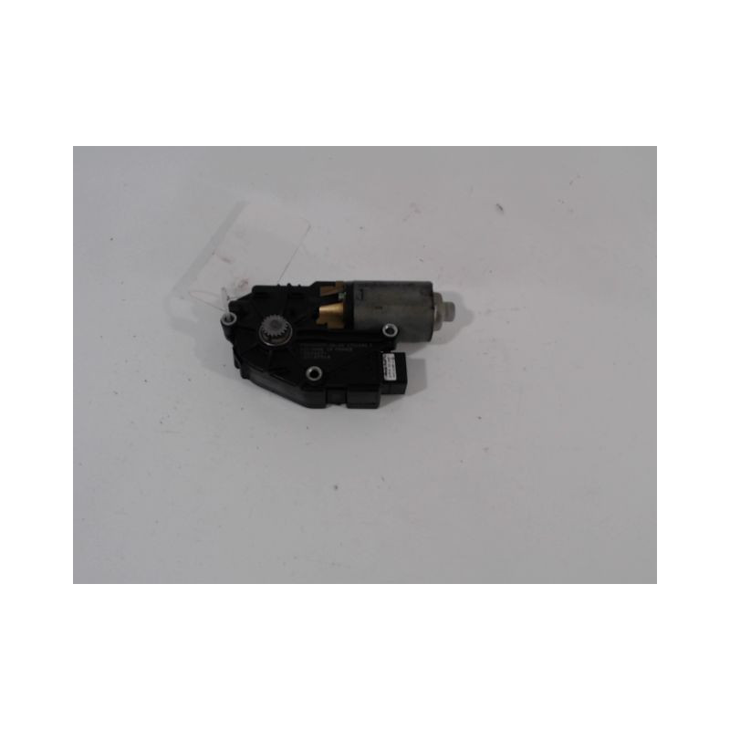 MOTEUR TOIT OUVRANT RENAULT CLIO III 2005-