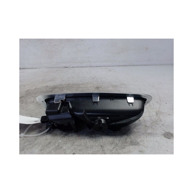 POIGNEE INTERIEURE PORTE AVANT DROIT RENAULT SCENIC