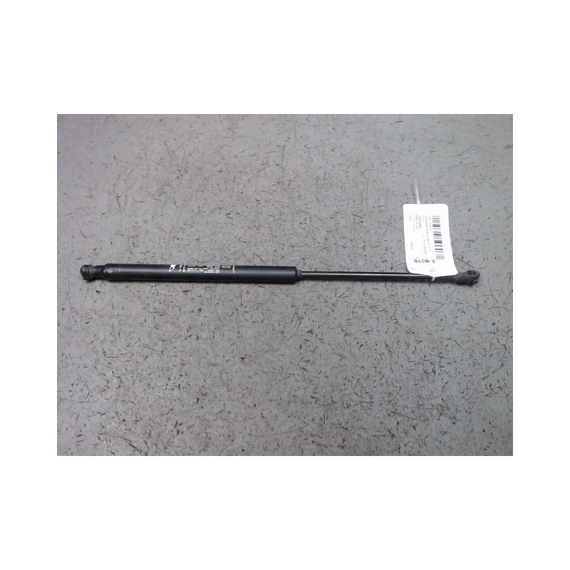VERIN GAUCHE HAYON FIAT GRANDE PUNTO 2005-