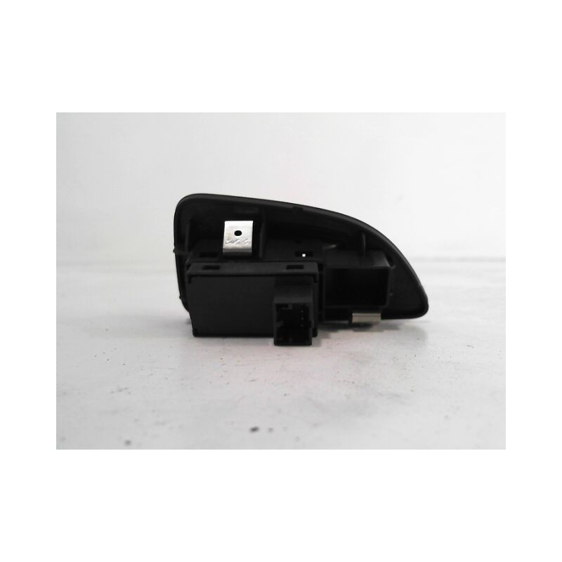 COMMANDE LEVE-GLACE PORTE ARD FIAT BRAVO 2007-