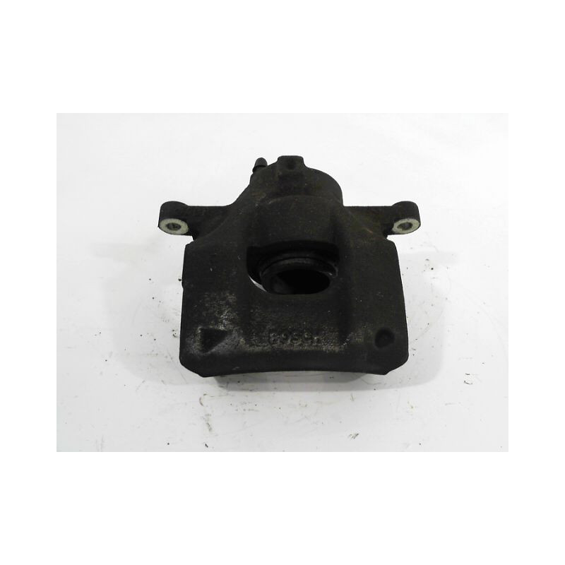 ETRIER DE FREIN AVANT DROIT TOYOTA AYGO 3P