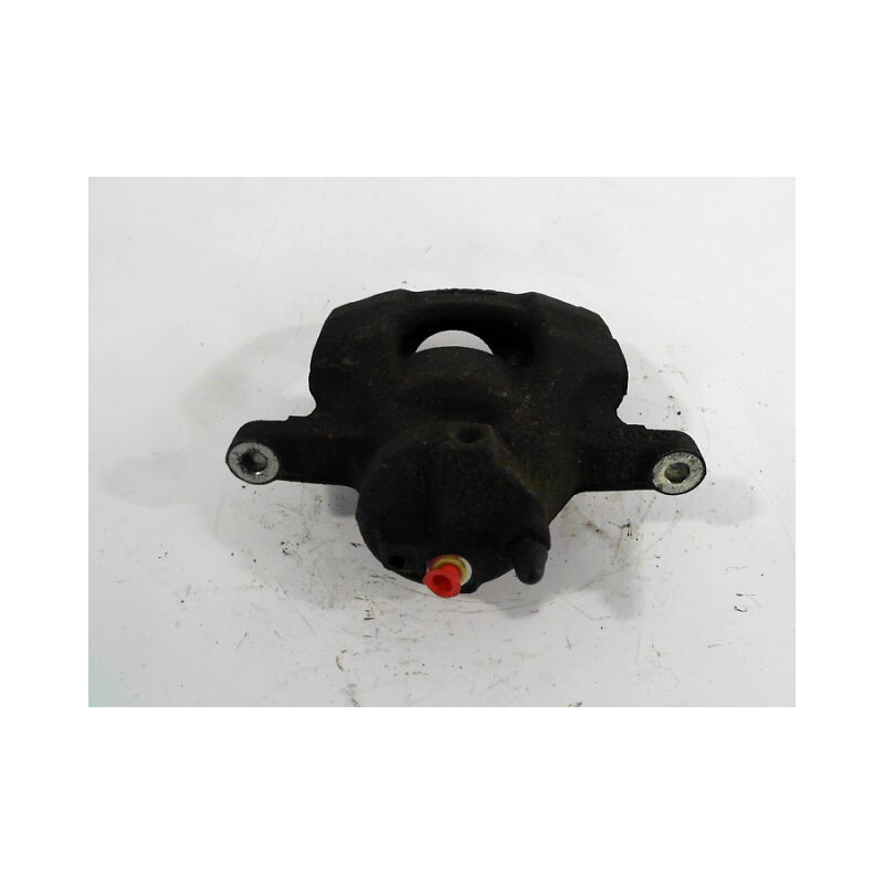 ETRIER DE FREIN AVANT DROIT TOYOTA AYGO 3P
