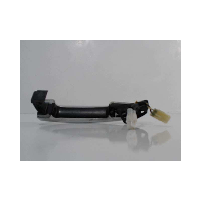 POIGNEE EXTERIEURE PORTE AVANT GAUCHE SUZUKI SWIFT -03/05