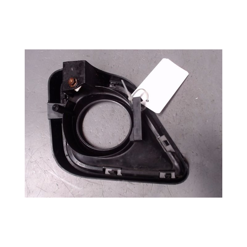OBTURATEUR PHARE ADDITIONNEL GAUCHE PARE-CHOC AVANT TOYOTA VERSO-S