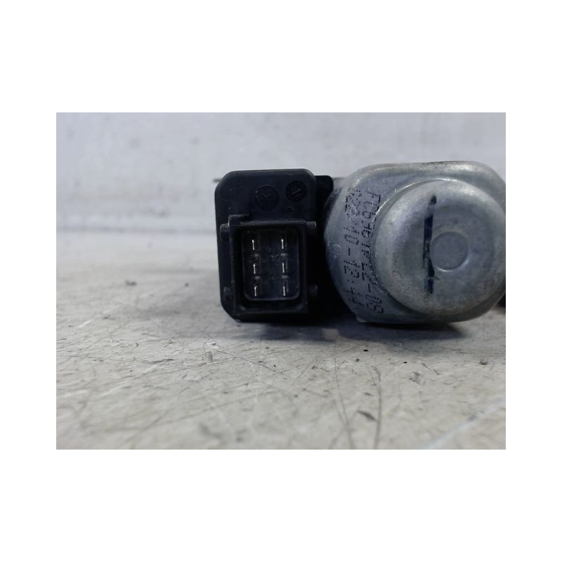 MECANISME+MOTEUR LEVE-GLACE AVANT DROIT OPEL MERIVA 2006-