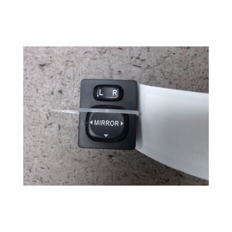 COMMANDE RETROVISSEUR EXTERIEUR ELECTRIQUE TOYOTA RAV4 2000-