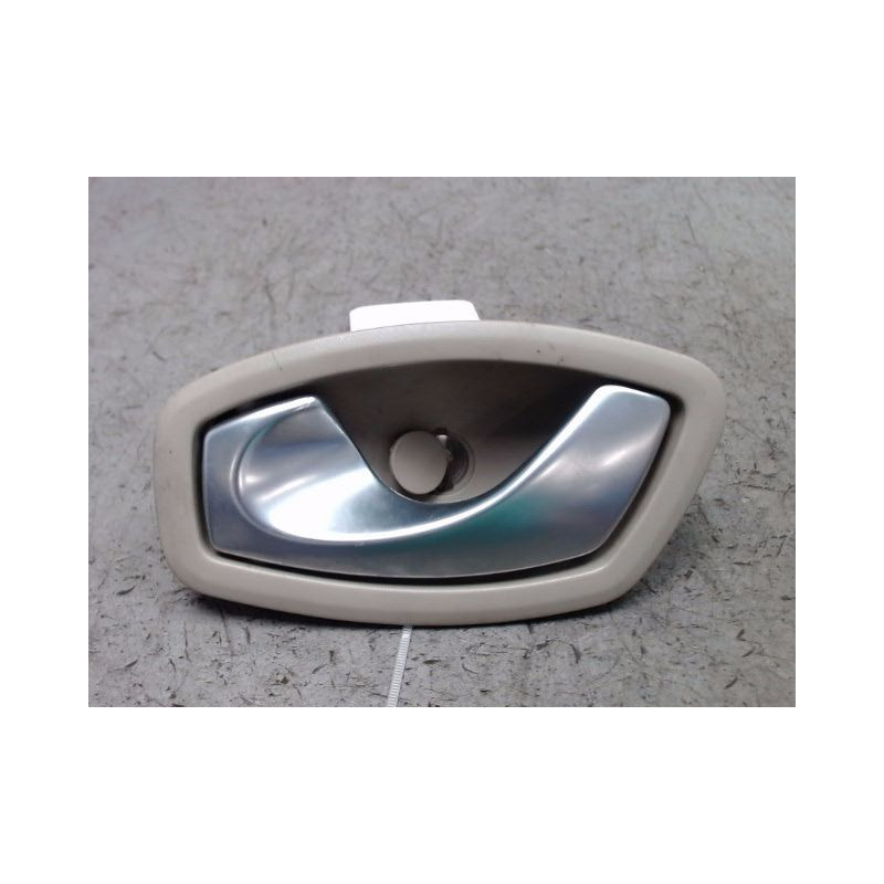 POIGNEE INTERIEURE PORTE AVANT GAUCHE RENAULT MEGANE III 2008-
