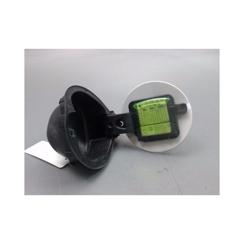 VOLET DE TRAPPE CARBURANT SKODA FABIA 2007-