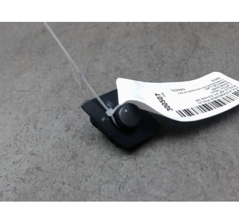 COMMANDE RETROVISSEUR EXT ELECTRIQUE