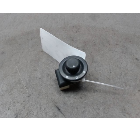 COMMANDE RETROVISSEUR EXT ELECTRIQUE