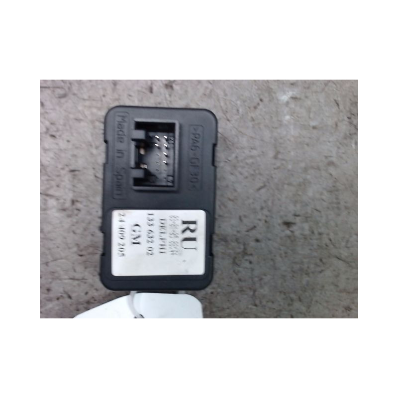 COMMANDE LEVE-GLACE PORTE AVG OPEL MERIVA 2003-2005