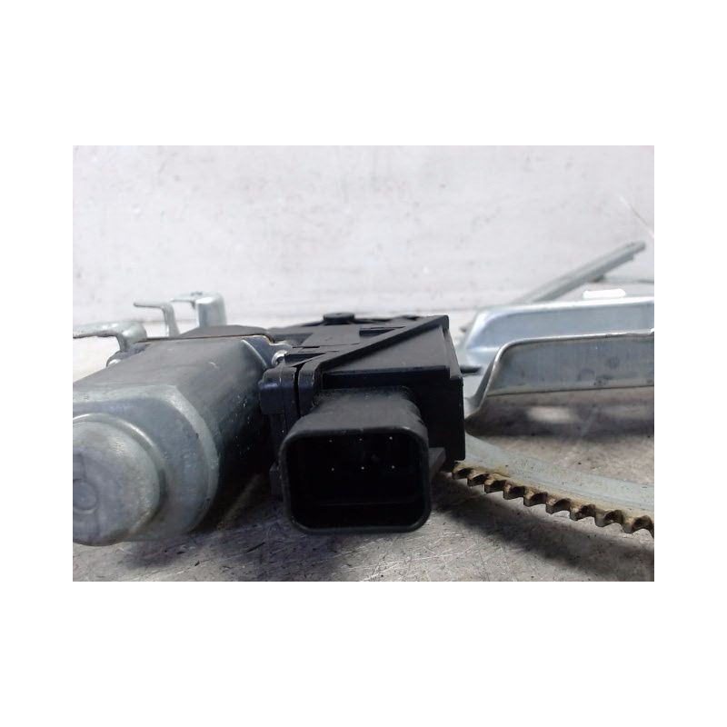 MECANISME+MOTEUR LEVE-GLACE AVANT DROIT OPEL MERIVA 2003-2005