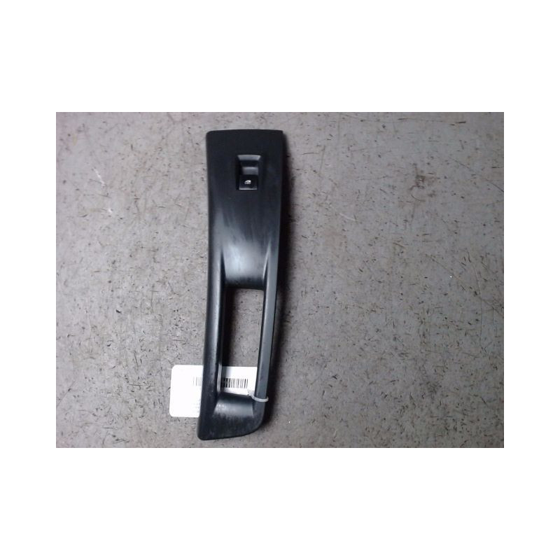 COMMANDE LEVE-GLACE PORTE AVD OPEL MERIVA