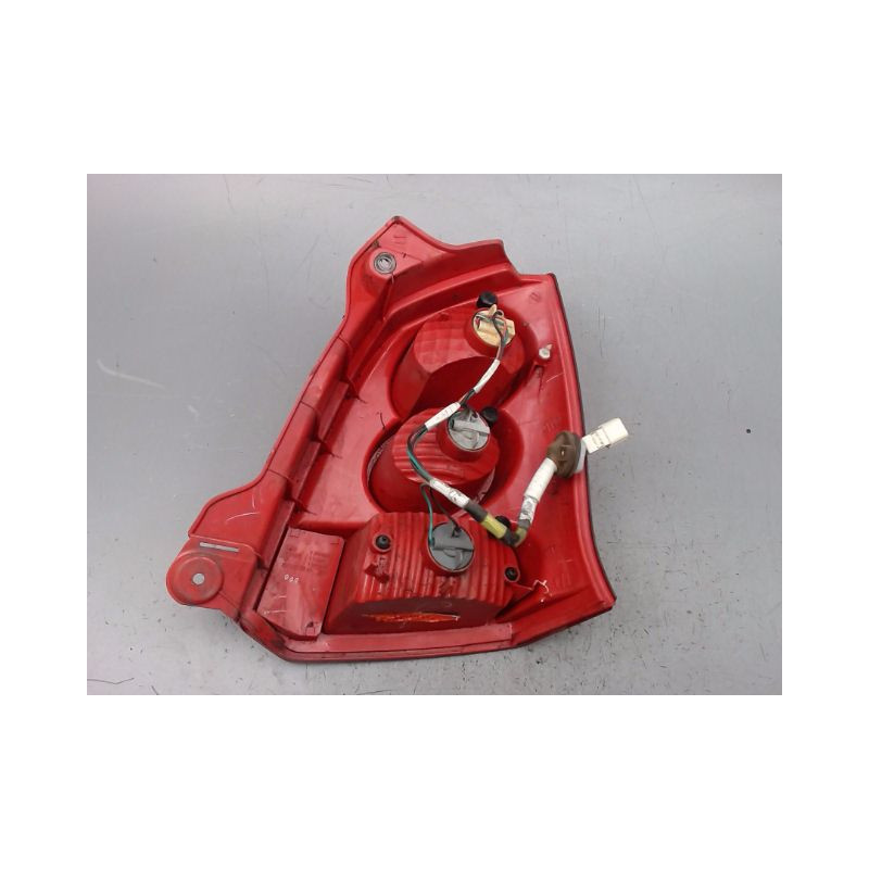 FEU ARRIERE GAUCHE  NISSAN PIXO 2009-2013