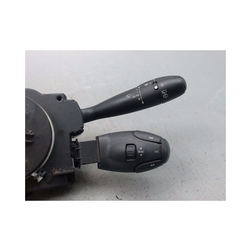 BLOC COMMODOS PEUGEOT 206 + 2009-2013