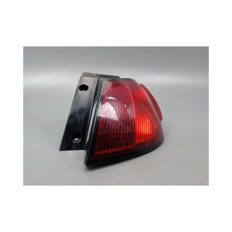 FEU ARRIERE DROIT MITSUBISHI COLT CZ 2005-