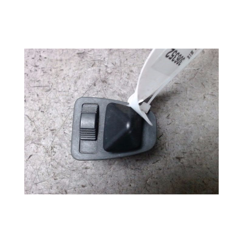 COMMANDE RETROVISSEUR EXTERIEUR ELECTRIQUE B.M.W. SERIE 3