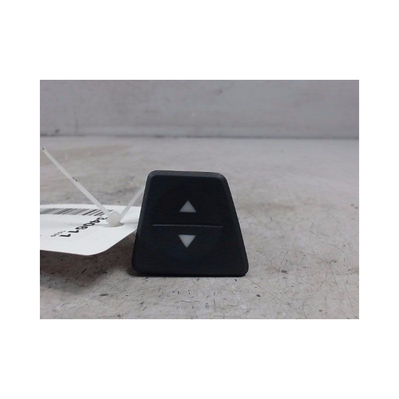 COMMANDE LEVE-GLACE PORTE AVG FIAT PANDA 2003-