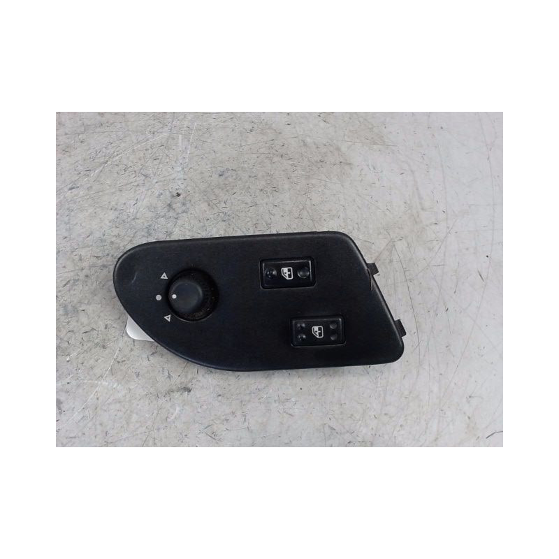 COMMANDE LEVE-GLACE PORTE AVG RENAULT SAFRANE -96