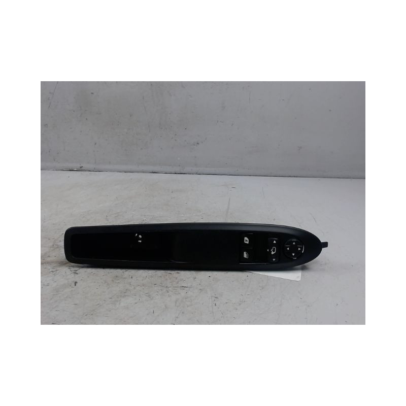COMMANDE LEVE-GLACE PORTE AVG DS DS3