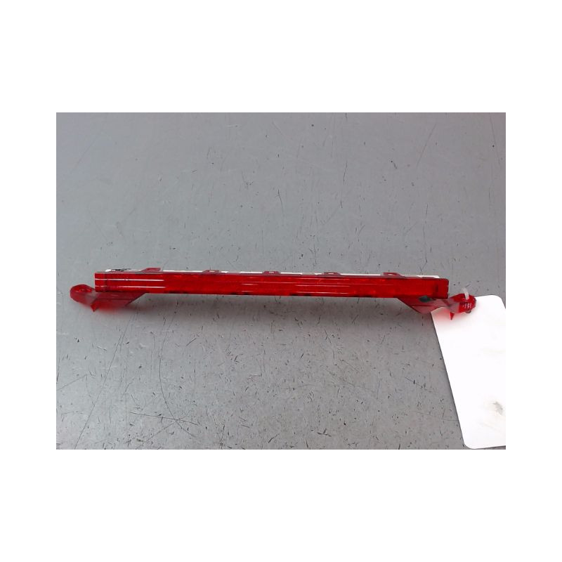 FEUX STOP SUPPLEMENTAIRE BMW SERIE 1 I (E81) 2007-2011